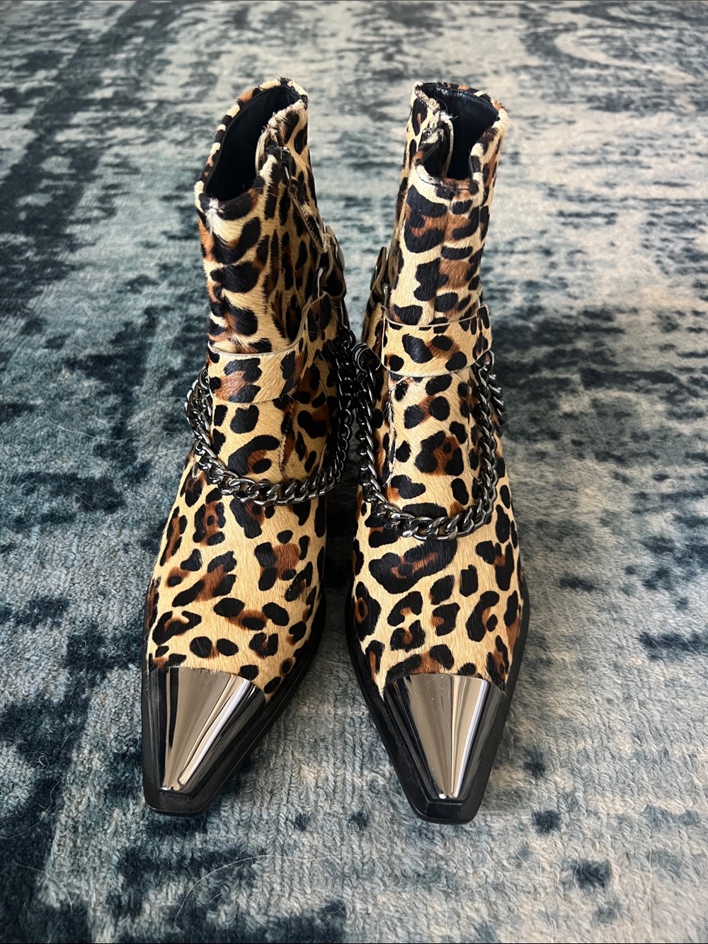 Leopard Print Pointed Toe Ankle Boots with Chain Detail - Tan/Black